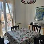 Michelle With Private Parking Apartament *