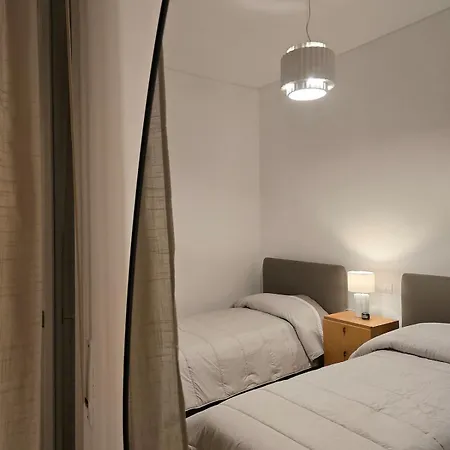 Michelle With Private Parking Apartamento La Spezia