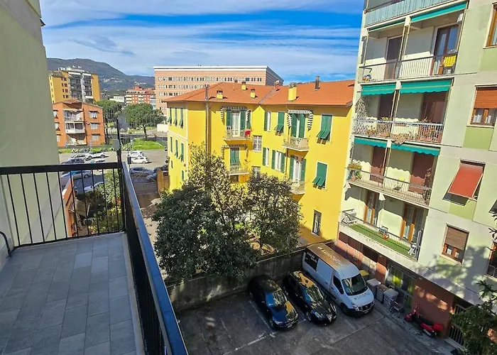 Michelle With Private Parking * La Spezia